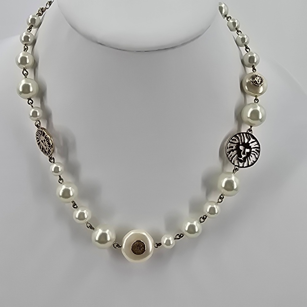 Anne Klein Lion Head Faux Pearl Graduated Necklace Gold Tone Cream